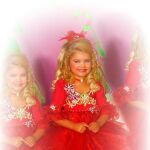 La "pequeña Barbie", en una imagen tomada de su Facebook
