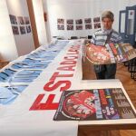Los organizadores de la marcha «anti-Papa» ultimaban ayer los preparativos para la manifestación, que finalmente pasará por la Puerta del Sol