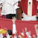El Papa comunica a los jóvenes españoles, al concluir la JMJ de Sidney de 2008, que Madrid será la próxima sede del encuentro