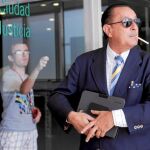 Julián Muñoz: «No crucé ni una mirada ni una palabra con Isabel» por Miguel Temprano
