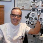 «Las gafas no adaptadas dañan el ojo»