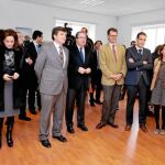 El presidente Herrera en el acto inaugural de la nueva factoría de Cascajares en Canadá, junto a Silvia Clemente, Tomás Villanueva, Alfonso Jiménez, Francisco Iglesias y el embajador Graham Shantz, entre otros