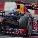 Vettel consigue la «pole» en la India; Alonso, quinto