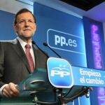 Rajoy durante la comparecencia para valorar el anuncio de cese de la actividad armada hecho hoy por la organización terrorista ETA