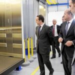 El alcalde de Móstoles, Daniel Ortiz, durante la visita al parque empresarial