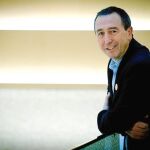 El número uno de Compromís, Joan Baldoví, ayer durante la entrevista en la sede de los grupos parlamentarios de Les Corts