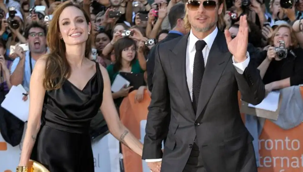 Brad Pitt y Angelina Jolie a punto de darse el «sí quiero»