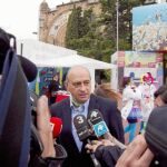 El candidato del PP acudió a la fiesta de la Asociación de Cariopatías Congénitas en el Tibidabo de Barcelona
