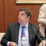 El consejero de Agricultura Luis Planas aseguró en sede parlamentaria que se había seguido un procedimiento ordinario de control