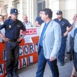 Abucheo judicial a Valderas que copia al consejero Llera: quien recorta es el Gobierno