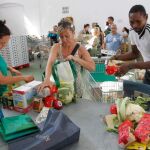 El número de personas atendidas por Cáritas aumenta el 174 % en cinco años