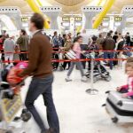 Aspecto de la T-4 de Madrid, durante una de las jornadas de huelga de los pilotos de Iberia del pasado año