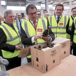 Mas inauguró ayer la IV fase del centro logístico de Damm en el puerto de Barcelona