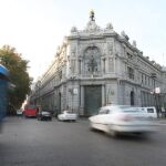 España intenta colocar esta semana 7.500 millones con el riesgo país al alza