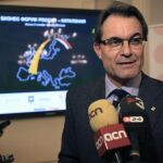 Fotografía facilitada por la Generalitat de Cataluña de su presidente, Artur Mas, durante las declaraciones que ha realizado hoy a la prensa en Moscú