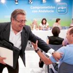 Zoido reclamará a Griñán un ajuste de 500 millones en gasto corriente