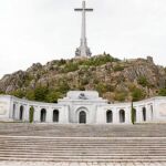 La Comisión de Expertos designada por el Gobierno informó la semana pasada que sería conveniente sacar los restos de Franco del Valle de los Caídos
