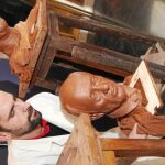 La victoria de Rajoy también tendrá sus consecuencias en el Museo de Cera. La galería retiró ayer el busto de Rubalcaba tras su derrota, mientras que el del líder del PP servirá para crear la escultura del futuro presidente del Gobierno