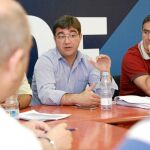 El PSOE advierte de la privatización de servicios básicos como el agua o la basura