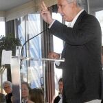 El presidente del PP-A, Javier Arenas, estuvo ayer en la provincia de Málaga donde tuvo varios actos