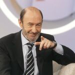 Rubalcaba a Fernández Vara: "recomiendo que hable menos»