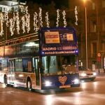 Un recorrido por las luces navideñas desde la calle Serrano, junto a los jardines de Colón