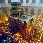 En el templo conviven cinco comunidades cristianas que tienen repartido el espacio y tiempo de uso