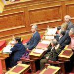 Grecia se salva al aprobar su plan de ajuste