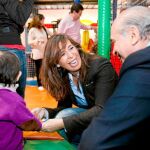 El PP propone ampliar a cuatro semanas el permiso de paternidad