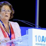 La alcaldesa, ayer durante su intervención en la X Asamblea de la FEMP