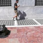 Grecia elegirá su permanencia en el euro en un mes