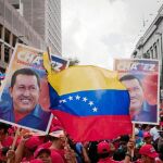 «CORAZÓN DEL PUEBLO». Así reza la letra de la canción electoral de Chávez que se coreó en la capital