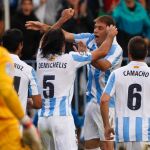 Martin Demichelis celebra un gol con Joaquin Sanchez
