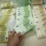 El Tesoro debe captar unos 100.000 millones del mercado en la segunda parte del año
