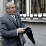 Garzón actuó como en «los regímenes totalitarios»