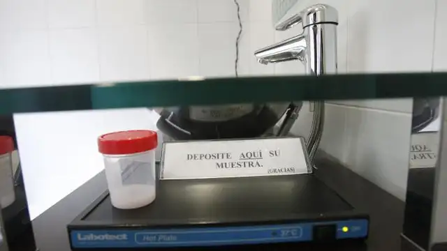 Un donante de esperma en apuros y sus 70 hijos Un donante de esperma en apuros y sus 70 hijos