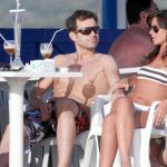 «Cuando voy a un chiringuito de la playa a comer puedo ir sólo con el bañador» por Carmen Lomana