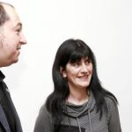 Txelui Moreno, junto a Pernando Barrena y Alicia Iribarren