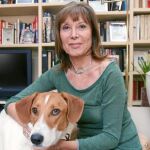 Pilar Eyre: «La Reina no tiene amigas ni confidentes»