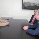 La Comunidad y el servicio «061» trabajarán en la mejora de la asistencia sanitaria
