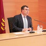El consejero de Universidades, Empresa e Investigación, José Ballesta