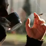 Según la Encuesta Europea de Salud en España del año 2020, el 16,4% de las mujeres y el 23,3% de los hombres fuman a diario