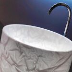 Muebles «pizarra» y lavabos invisibles todo en Cevisama