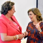 Barberá pide a Sáenz de Santamaría una solución para el barrio de El Cabanyal