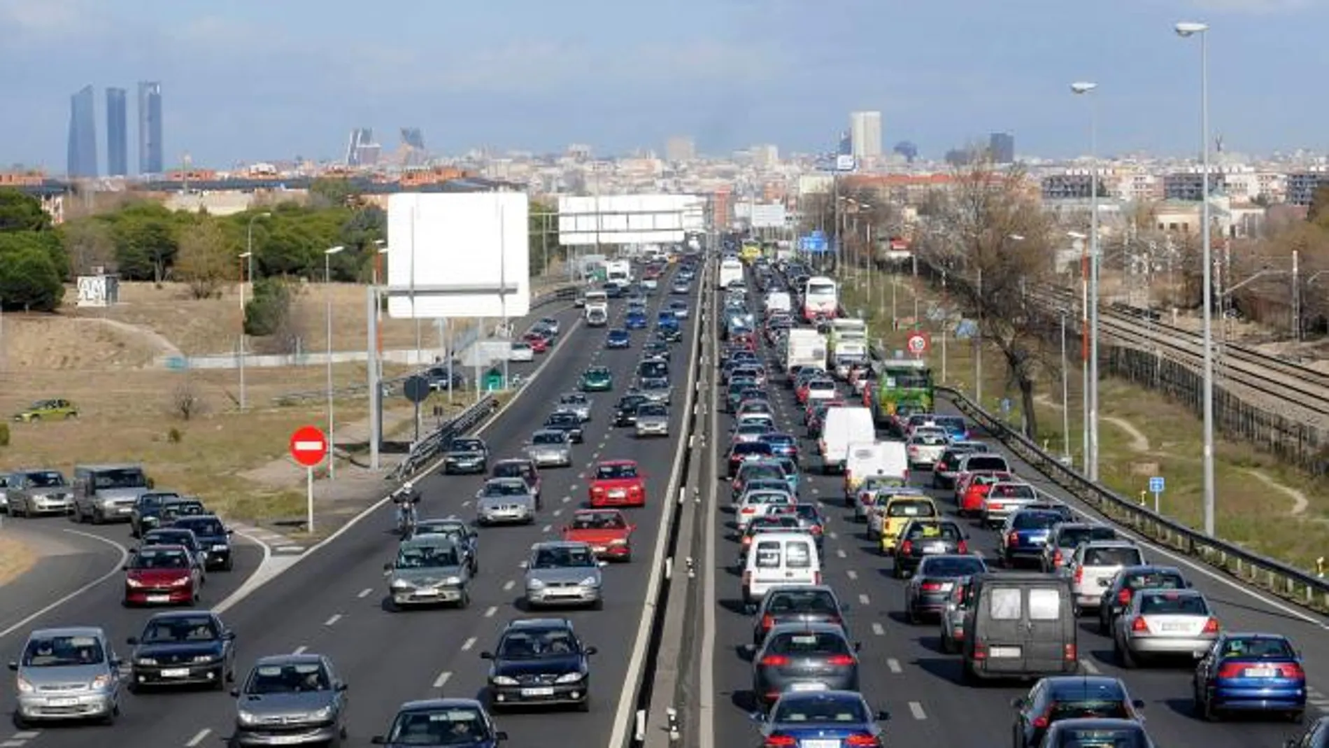 Tráfico prevé 4,4 millones de desplazamientos para el Puente del Pilar