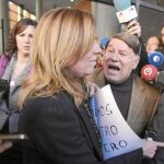 Los ex directores de la CAM Amorós y López Abad comparecerán en Corts