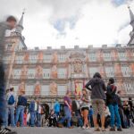 Entre enero y agosto de este año medio millón de turistas han pasado por la oficina de información de la Plaza Mayor