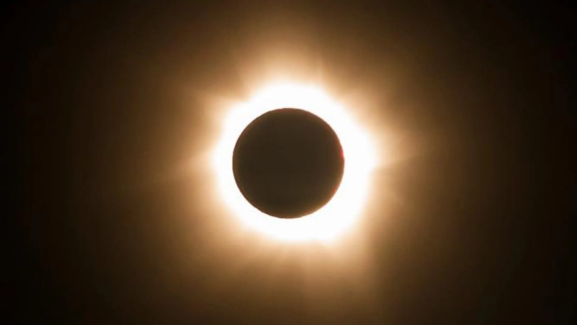 Eclipse solar