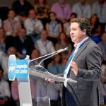 Moliner apuesta por «no defraudar» y «devolver el prestigio a la política»