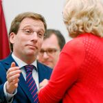Martínez-Almeida junto a Manuela Carmena, el pasado sábado, durante la toma de posesión